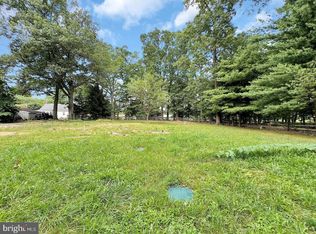 744 Fairview Dr, Hanover, PA 17331