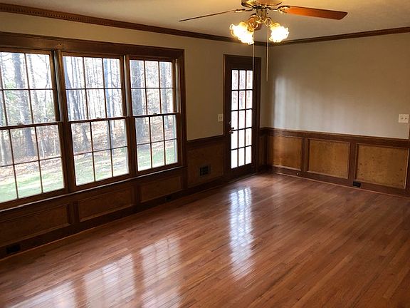 2nd image of 3501 Frankfurt Ct