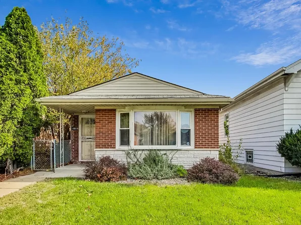 10029 S Wentworth Ave, Chicago, IL 60628