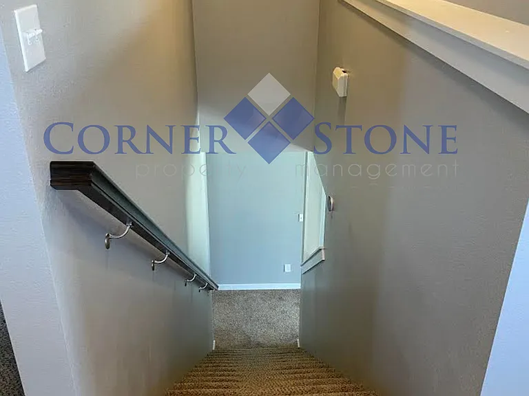 152 S Riggs Spring Ave — Photo 7