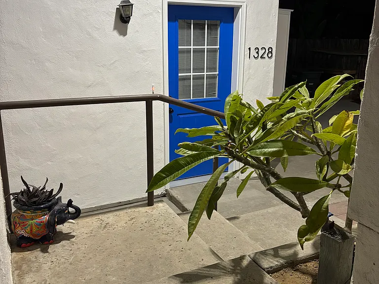 1328 J Ave — Photo 18