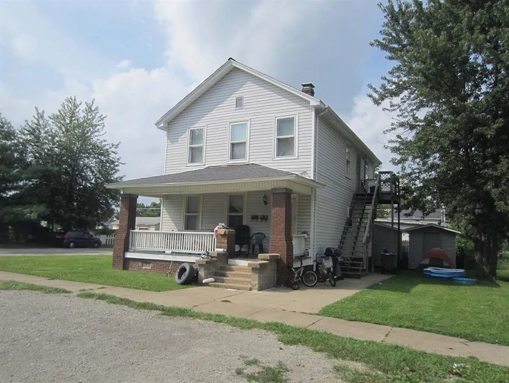1020 Moultrie Ave photo 1