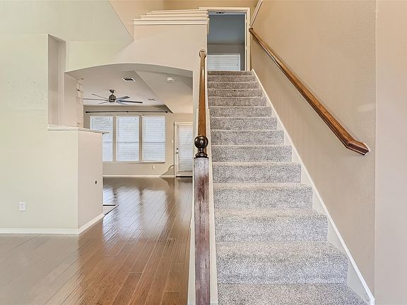 3rd image of 5008 Boxwood Ln
