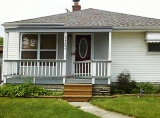 24695 Lexington Ave, Eastpointe, MI 48021