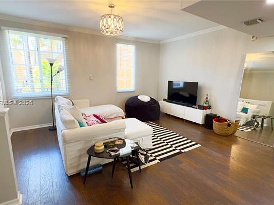 1st image of 2845 NE 185th St #Townhouse 908