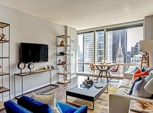 110 N Wacker Dr, Chicago, IL 60606