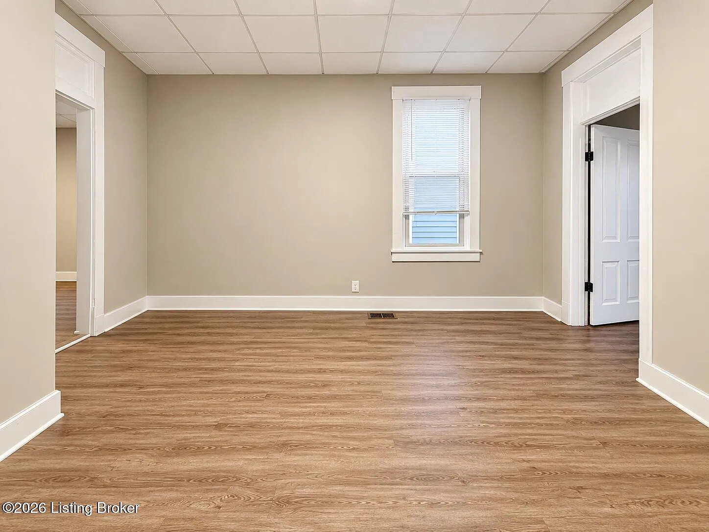 2 bed, 1.0 bath, 1563 sqft, $1,595 — Photo 3