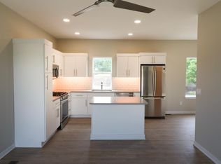 1203 S 6th St, Marshalltown, IA 50158