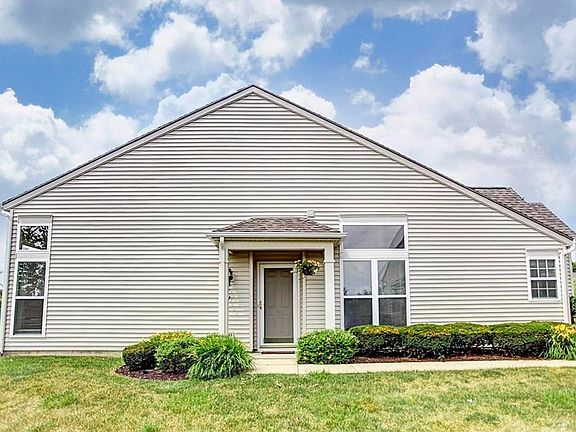 3rd image of 7251 Brookmeadow Dr