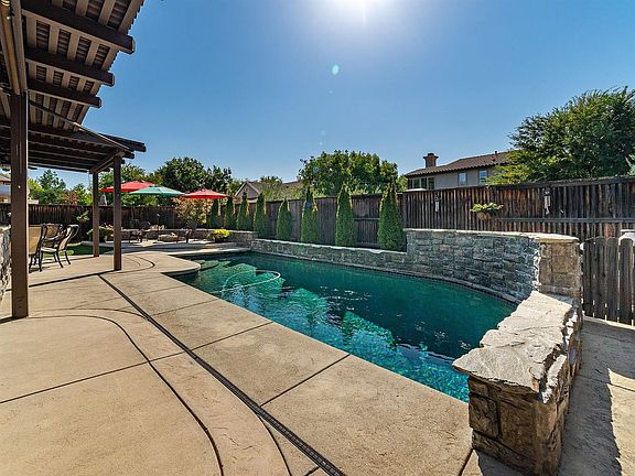 2nd image of 1631 Chalcedony Ct