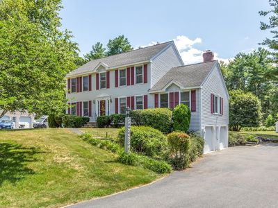 12 Ganley Drive, Salem, NH, 03079