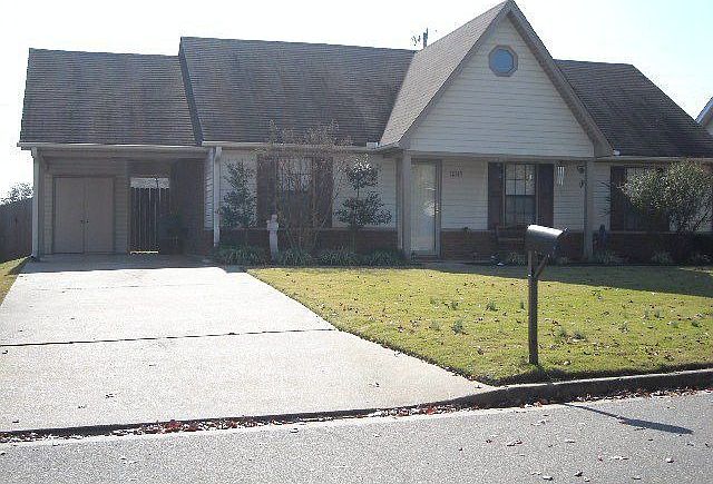 10145 Riggan Dr., Olive Branch, MS 38654