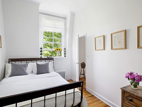 4th image of 226 W 11th Street New York Ny #10014