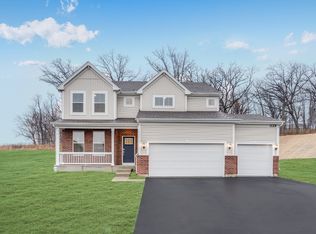 1129 Brighton Cir, Crystal Lake, IL 60012