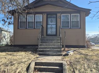 395 Porter St, Gary, IN 46406