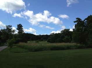 157G Helm Rd, Barrington, IL 60010