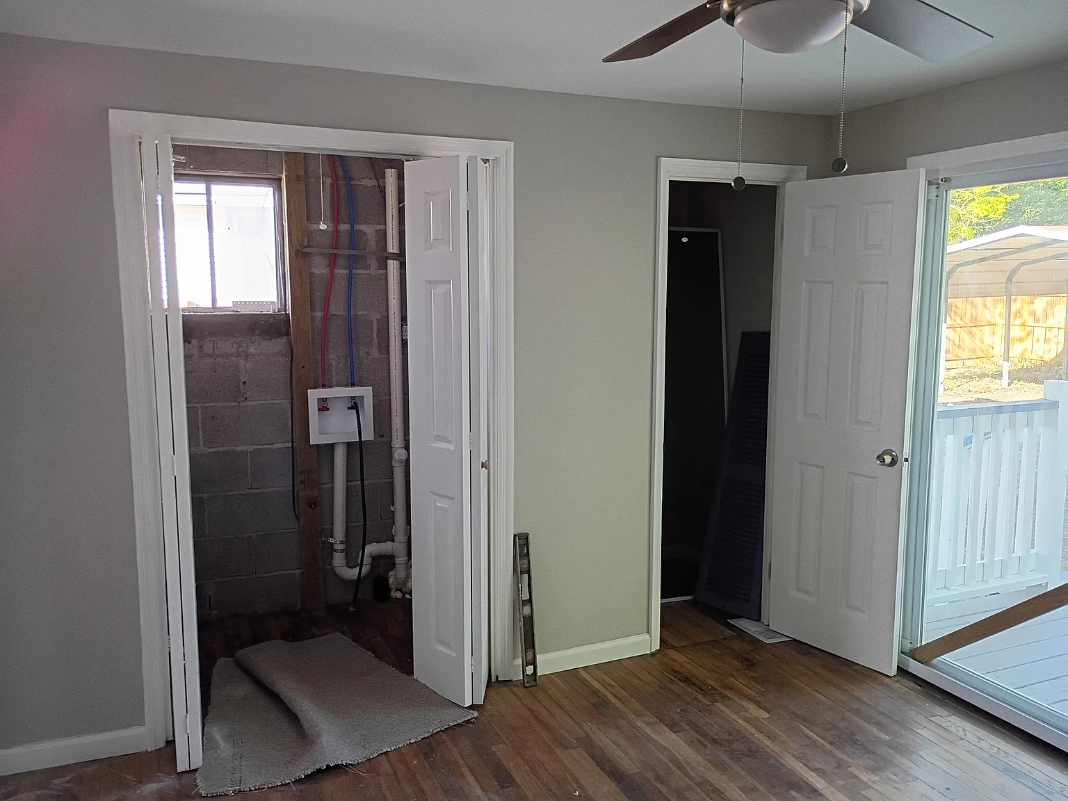 4 bed, 1500 sqft, $1,900 — Photo 2