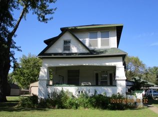 720 Hockaday St, Council Grove, KS 66846