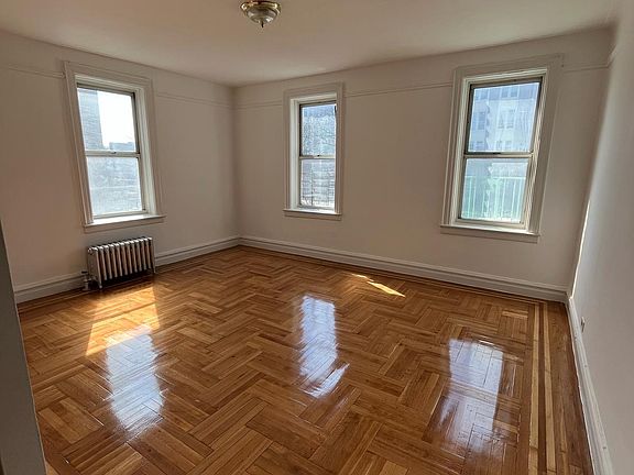 2nd image of 1264 Sheridan Ave APT 6H