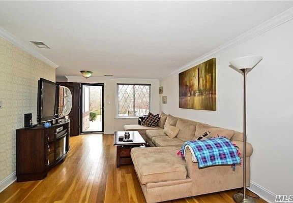2nd image of 181 Skyline Dr
