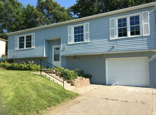 19023 Costanzo Cir, Elkhorn, NE 68022