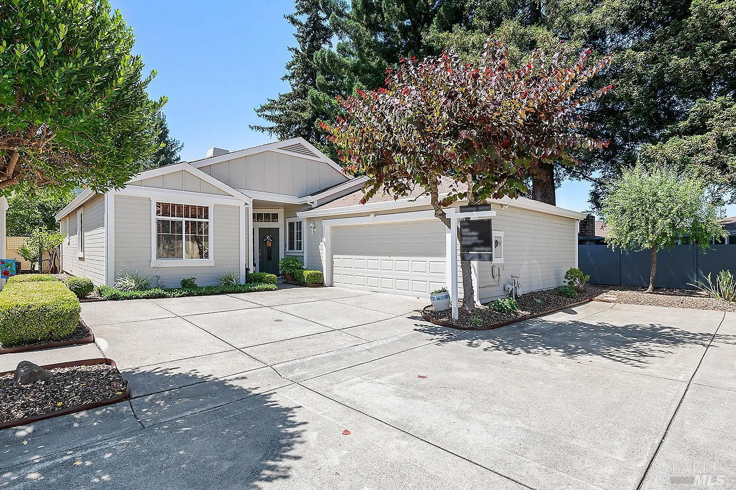 6519 Pine Valley Drive photo 1