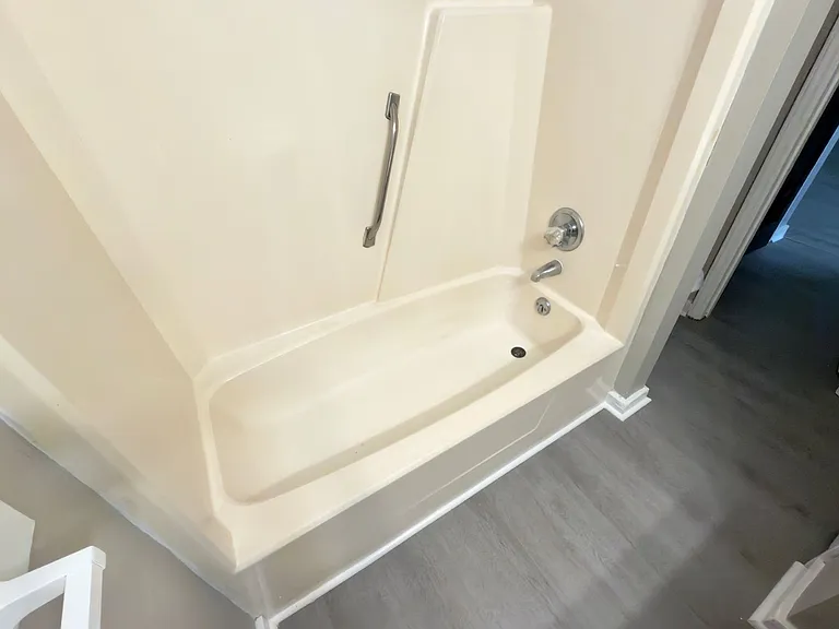 2146 Charles St #6 — Photo 8