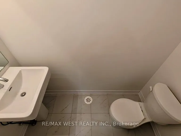 106 Wascana Rd — Photo 9