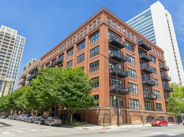 520 W Huron St APT 216, Chicago, IL 60654