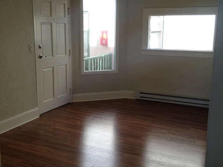 544 Lighthouse Ave — Photo 15