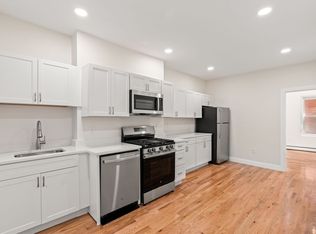 198 Salem St #2, Boston, MA 02113
