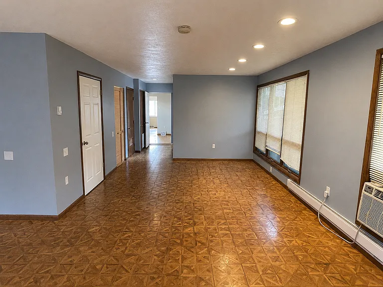 Accessible primary suite