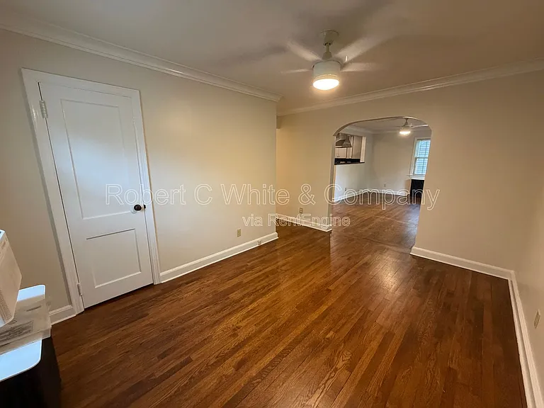 36 Pomeroy Ave — Photo 12
