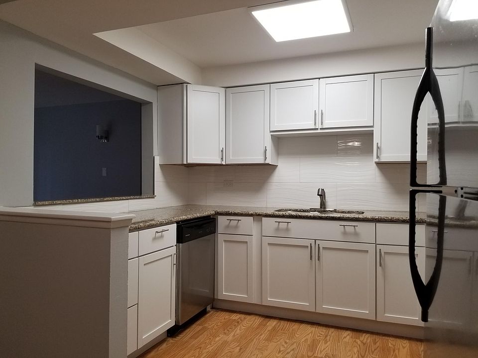 1st image of 1007 8th Ave APT 7