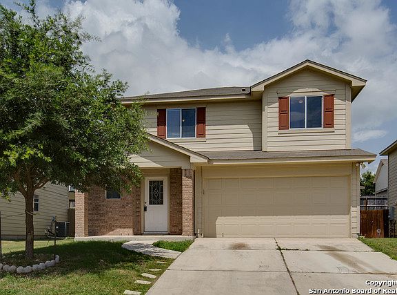 2nd image of 10226 Buescher Ln