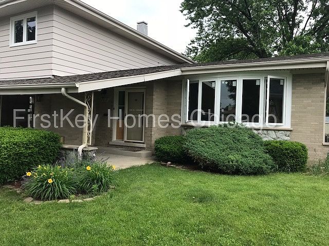 1st image of 9617 S Tripp Ave