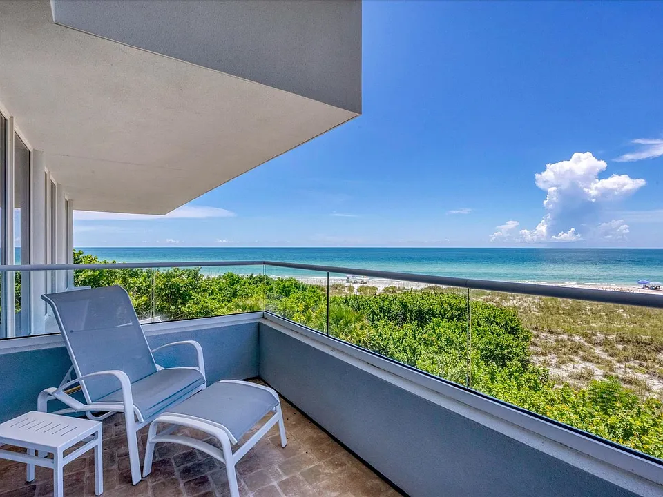 5801 Gulf Of Mexico Dr