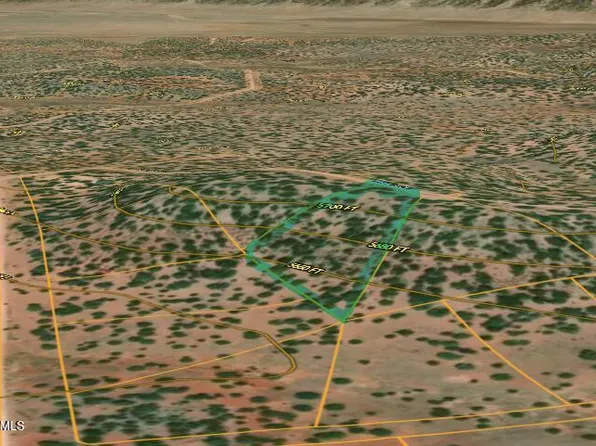 55462 N Madre Cir, Seligman, AZ 86337