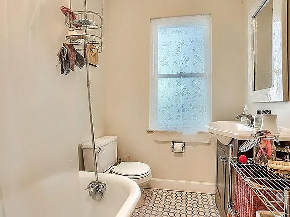 25 E 3rd Ave — Photo 8