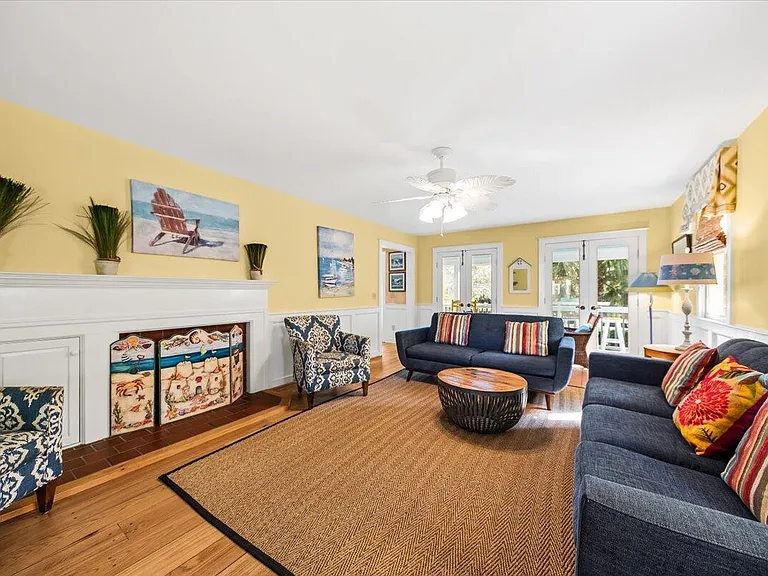 2714 Bayonne St — Photo 9