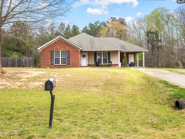151 Amber Cir, Byhalia, MS 38611
