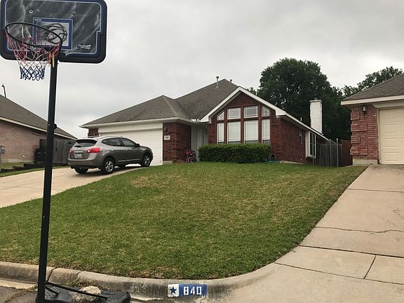 3rd image of 844 Lombardy Ct