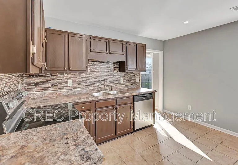 3019 Woodington Pl — Photo 9