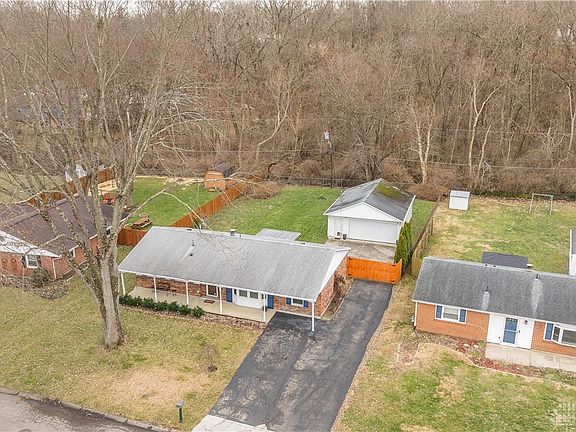 2nd image of 8519 Elmway Dr