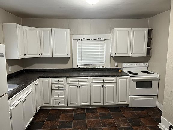 4th image of 515 Vance St #1