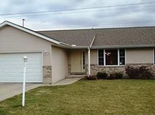 712 Somerset Dr, Metamora, IL