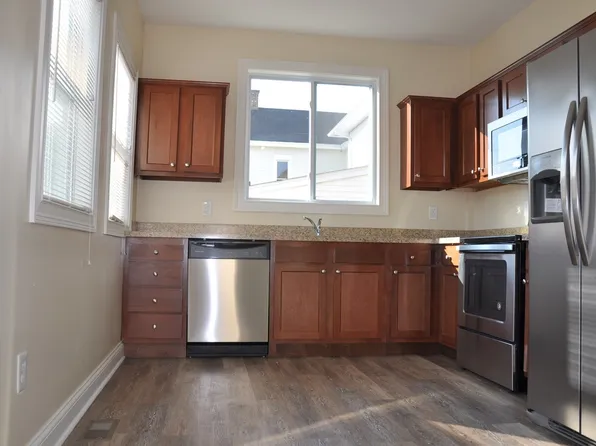 350 South Broadway Park - Johnstown, 350 S Broadway Park #A, Lexington, KY 40504
