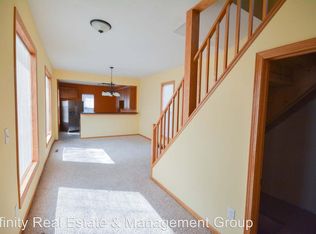 205 6th Ave NW, Rochester, MN 55901