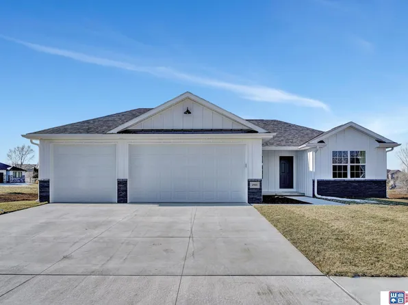 2901 N 91st Ct, Lincoln, NE 68507