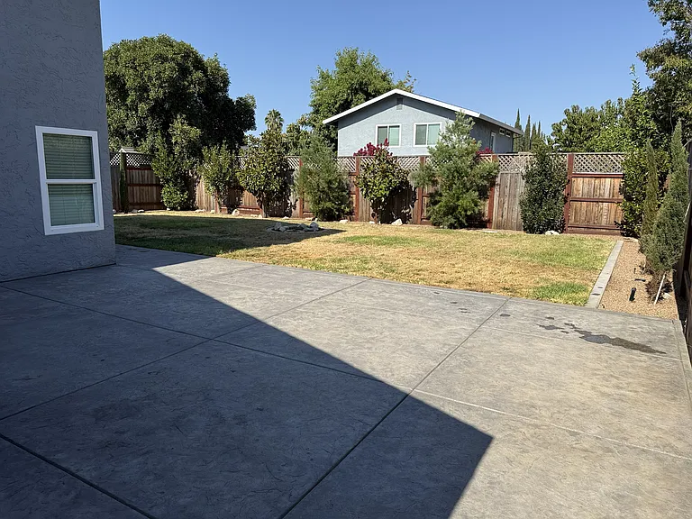 3355 Zorina Way — Photo 22